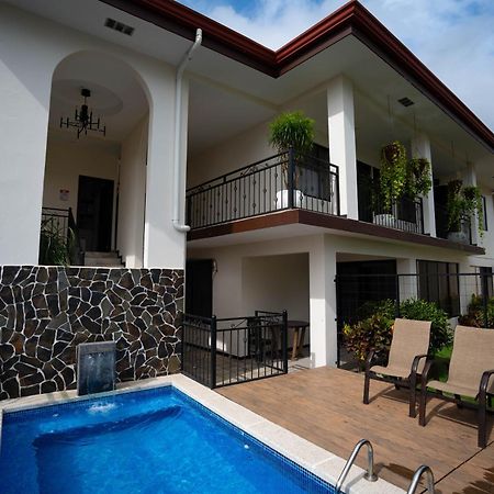 Apartamentos La Casona La Fortuna Bagian luar foto