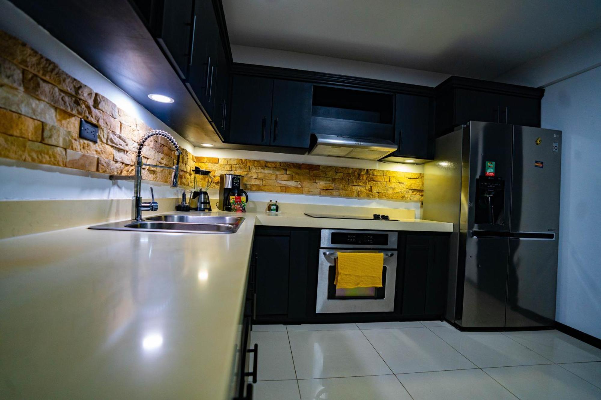 Apartamentos La Casona La Fortuna Bagian luar foto