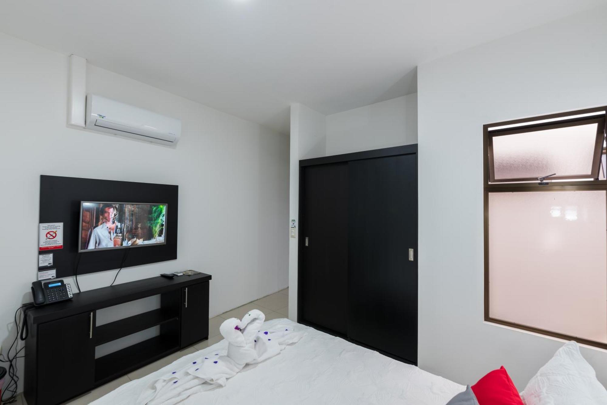 Apartamentos La Casona La Fortuna Bagian luar foto