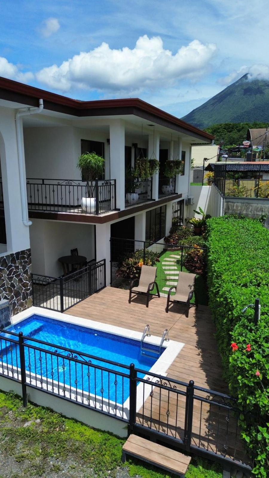 Apartamentos La Casona La Fortuna Bagian luar foto