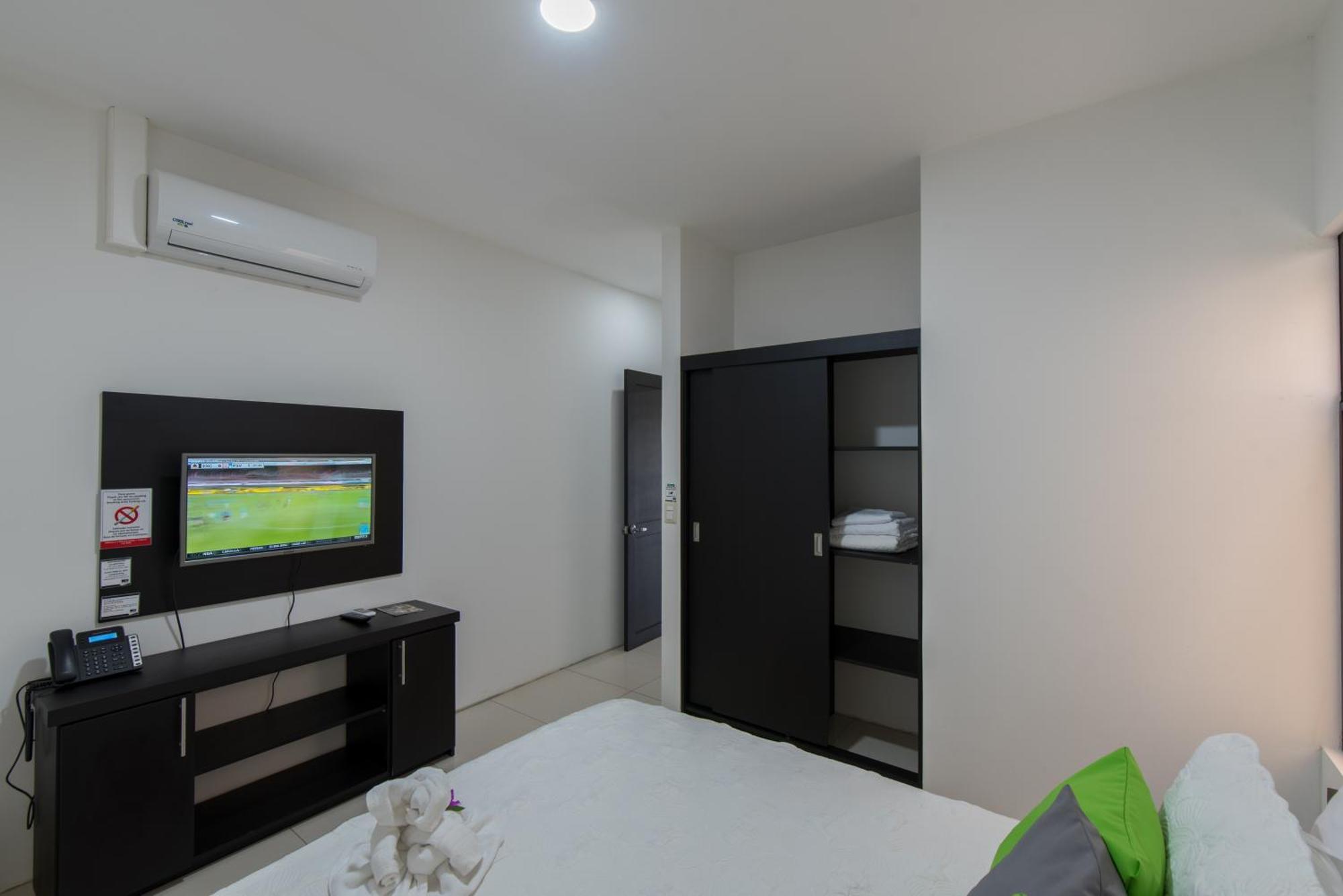 Apartamentos La Casona La Fortuna Bagian luar foto