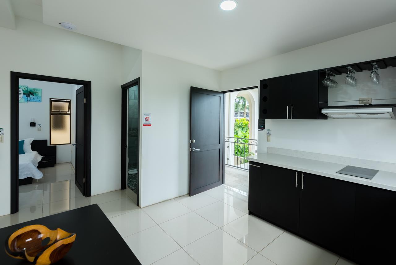 Apartamentos La Casona La Fortuna Bagian luar foto