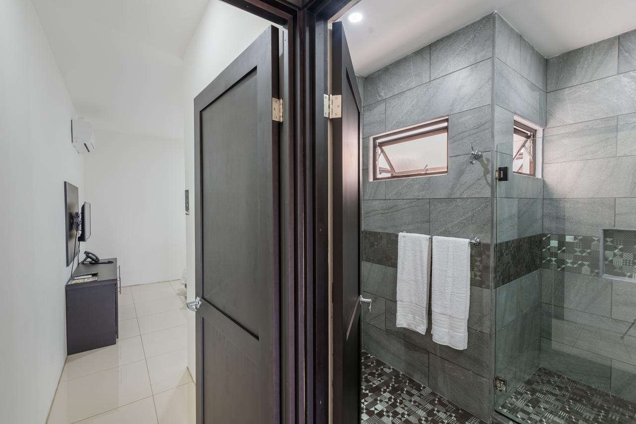 Apartamentos La Casona La Fortuna Bagian luar foto